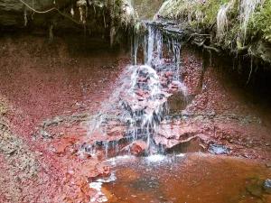 Zartapu ūdenskritums, 2002. gada aprīlis