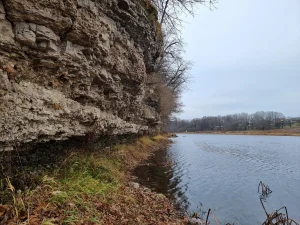 Bornsmindes dolomīta atsegums. 2024. gada decembris.