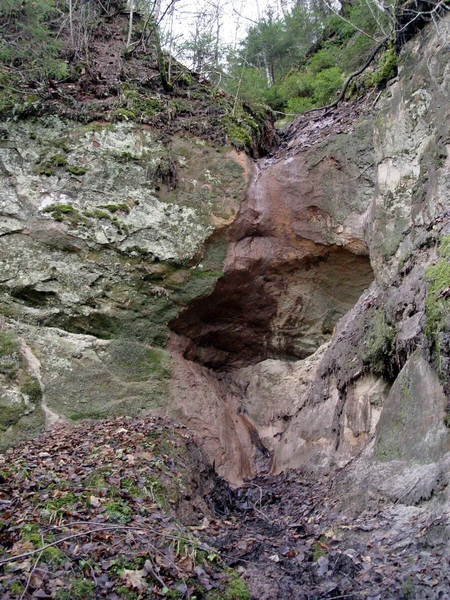 Sautas kalna augšējais ūdenskritums. 2003. gada decembris.