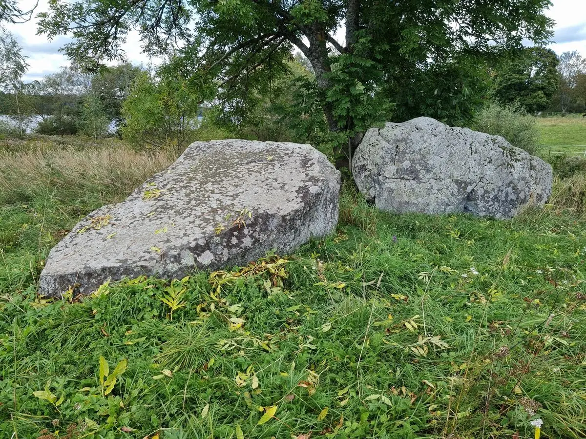 Pastamuižas Velnakmens. 2025. gada septembris.