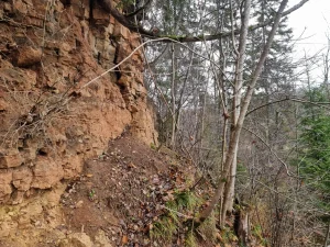 Varavīksnes iezis. 2025. gada novembris.