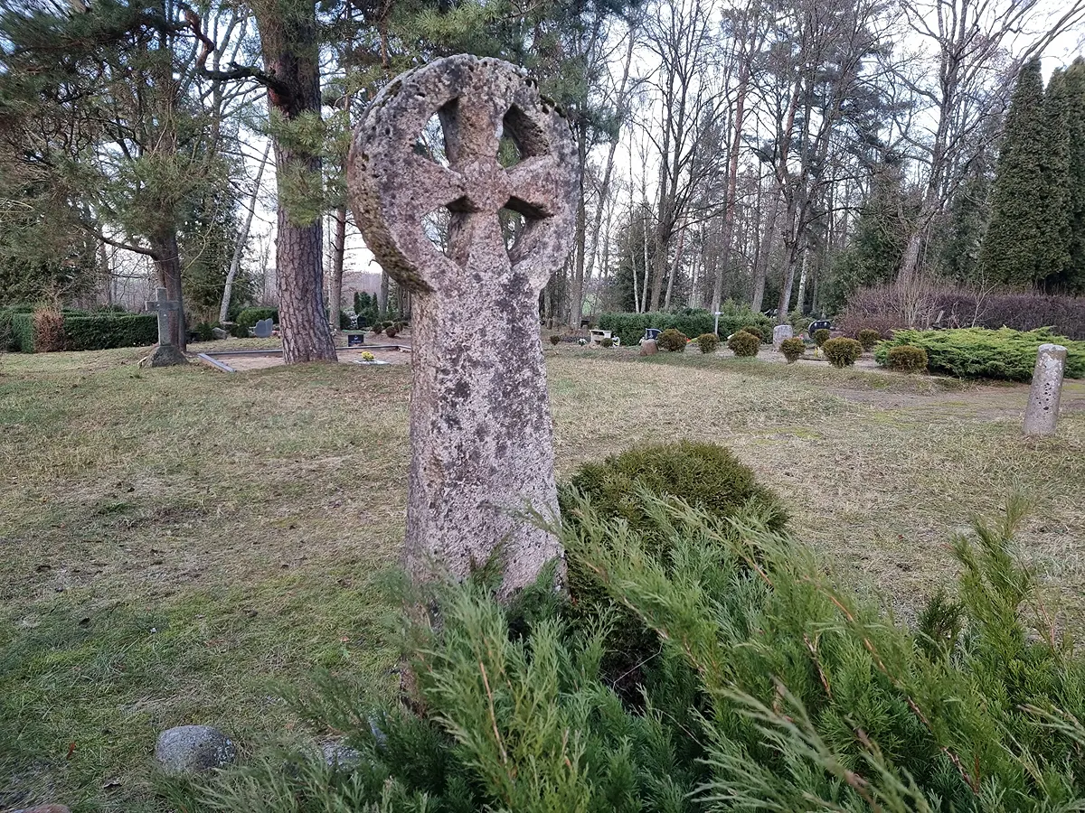 Jēkabnieku riņķa krusts, aizmugure. 2025. gada decembris.